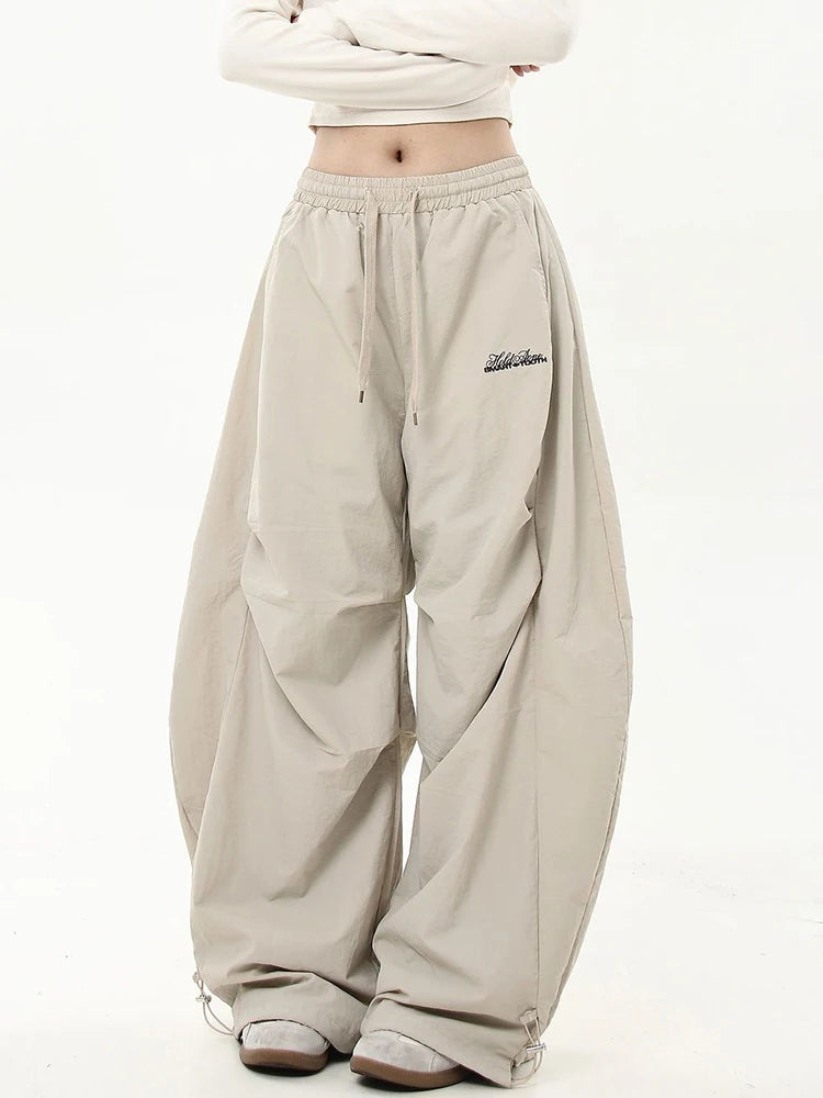 Zoki Letter Hip Hop Cargo Pants Women Streetwear High Waist Y2K Pleated Trousers American Vintage Oversize Loose Bf Casual Pants