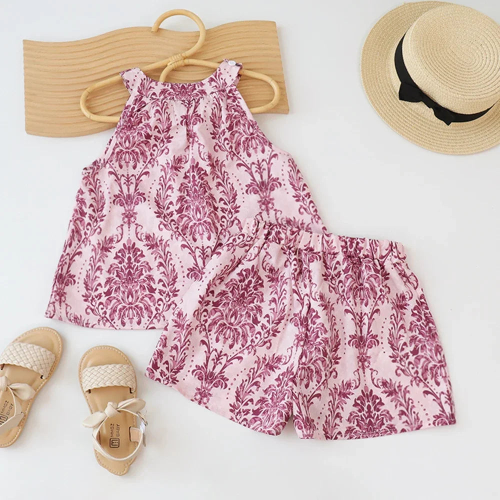 2024 Girls Summer Floral Two-Piece Set – Halterneck Sleeveless Top & Refreshing Shorts | Casual Cotton Blend Outfit for 3–12Y