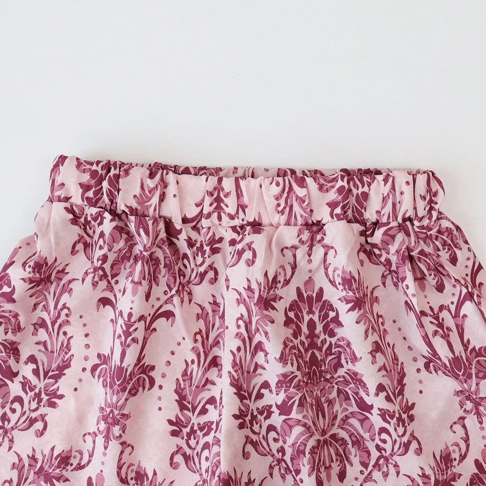 2024 Girls Summer Floral Two-Piece Set – Halterneck Sleeveless Top & Refreshing Shorts | Casual Cotton Blend Outfit for 3–12Y